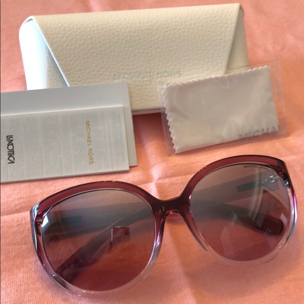Michael Kors Sunglasses with case